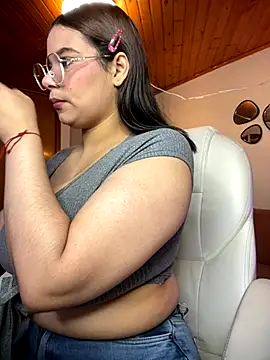 Snapshot of Isabella_boobd chatting on October 16, 2025, 8:17 pm Isabella boobd online show from October 16, 2025, 8:17 pm