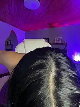 Snapshot of Isabella_boobd chatting on January 30, 2025, 1:33 am Isabella boobd online show from January 30, 2025, 1:33 am