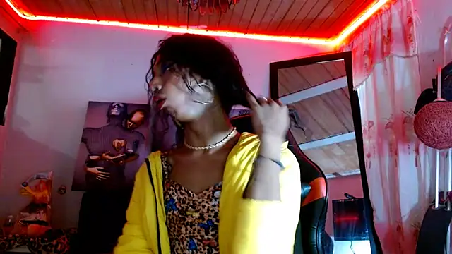 Snapshot of Maidi_ chatting on September 12, 2025, 1:55 pm Maidi online show from September 12, 2025, 1:55 pm