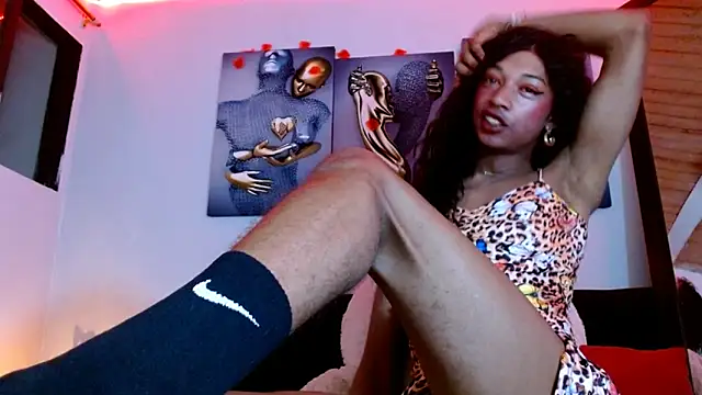 Snapshot of Maidi_ chatting on March 9, 2025, 2:21 pm Maidi online show from March 9, 2025, 2:21 pm