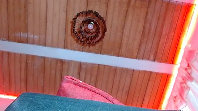 Snapshot of Maidi_ chatting on February 25, 2025, 2:58 pm Maidi online show from February 25, 2025, 2:58 pm