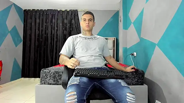 simookeler online show from March 15, 2025, 8:58 am