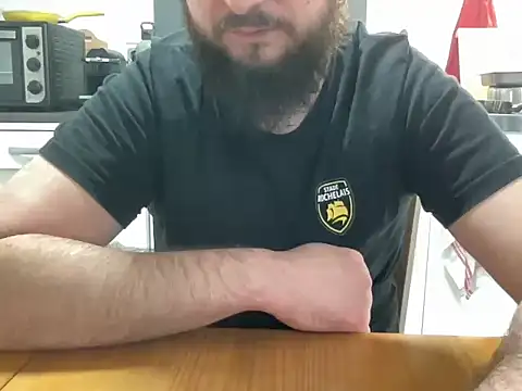 Snapshot of hommesexy17 chatting on May 13, 2026, 10:06 pm hommesexy17 online show from May 13, 2026, 10:06 pm