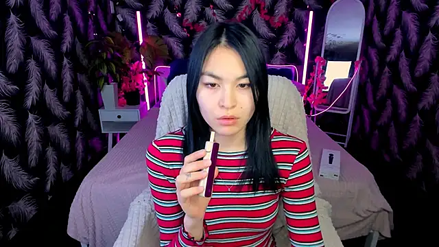 Jennifer murr online show from November 23, 2025, 1:32 pm