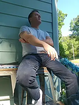 Bigtater1999 online show from May 10, 2026, 8:33 pm