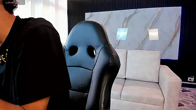 Aaron Scoot online show from March 9, 2026, 8:34 pm