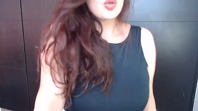 Snapshot of AdharaLujan chatting on March 12, 2025, 4:35 pm AdharaLujan online show from March 12, 2025, 4:35 pm