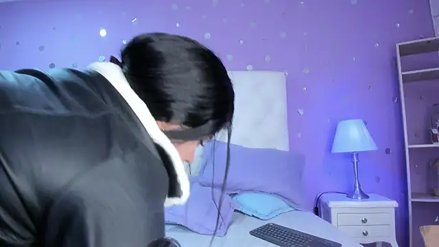 scarlette 15  online show from February 18, 2026, 3:15 am