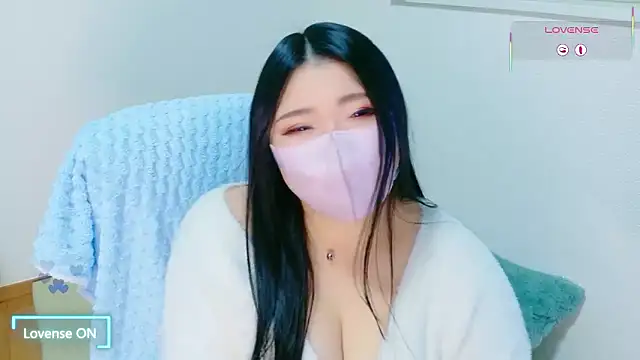 Snapshot of yukinko_o_ chatting on December 21, 2025, 1:13 pm yukinko o online show from December 21, 2025, 1:13 pm