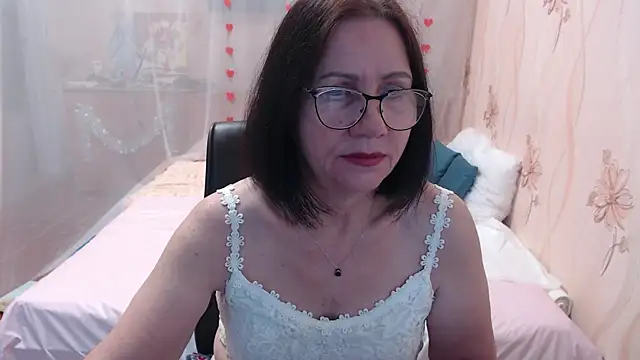 OlgaHottie online show from December 16, 2025, 11:09 pm