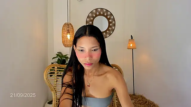 Snapshot of Tifanny_eve chatting on September 21, 2025, 12:10 pm Tifanny eve online show from September 21, 2025, 12:10 pm