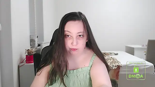 cute and hot online show from October 24, 2025, 1:54 pm