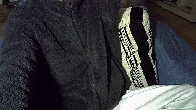 Snapshot of Ray175oo chatting on January 10, 2026, 6:03 pm Ray175oo online show from January 10, 2026, 6:03 pm