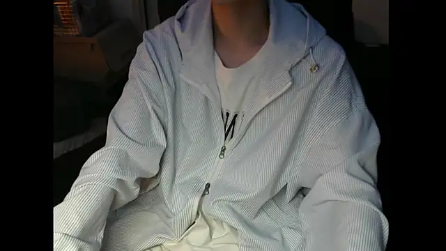 Snapshot of Ray175oo chatting on February 3, 2026, 5:07 pm Ray175oo online show from February 3, 2026, 5:07 pm