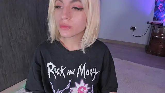 Snapshot of cyberzoe chatting on February 24, 2025, 4:49 am cyberzoe online show from February 24, 2025, 4:49 am