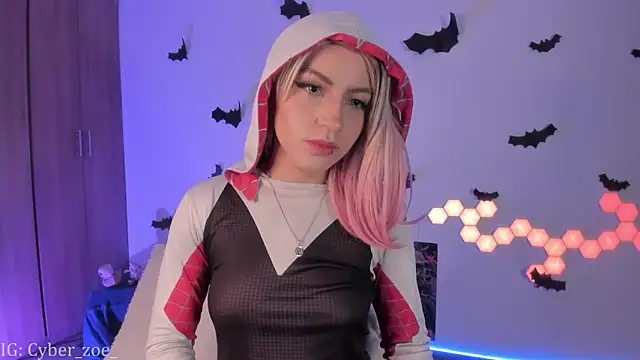 Snapshot of cyberzoe chatting on November 7, 2025, 12:53 pm cyberzoe online show from November 7, 2025, 12:53 pm