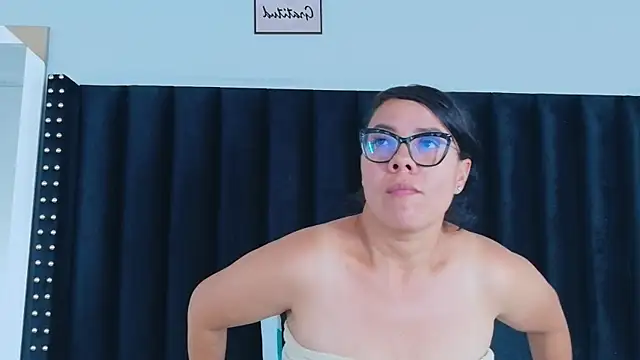 Snapshot of hotlatinateacher chatting on February 26, 2026, 6:41 pm hotlatinateacher online show from February 26, 2026, 6:41 pm