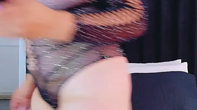 hotlatinateacher online show from March 23, 2026, 6:41 pm