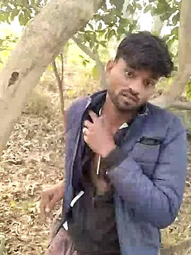 Snapshot of Jishm_ki_bhookh chatting on January 15, 2025, 11:10 am Jishm ki bhookh online show from January 15, 2025, 11:10 am