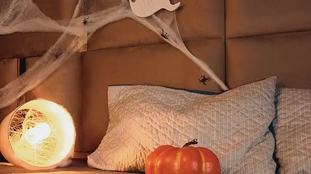 angelinepossy online show from October 29, 2025, 9:58 pm