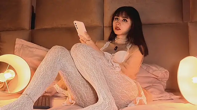 angelinepossy online show from November 25, 2025, 9:48 pm