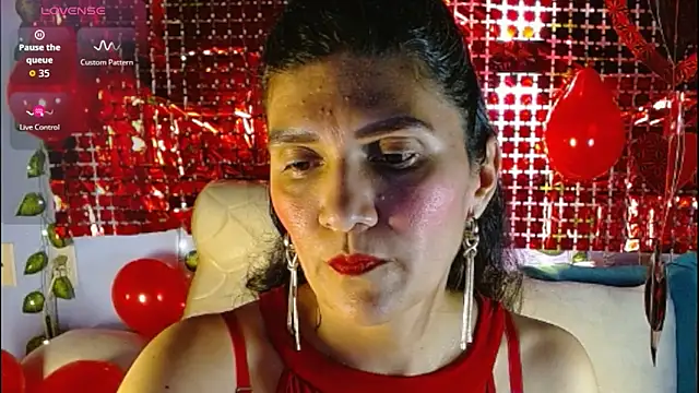 venus swet  online show from February 15, 2026, 2:12 am