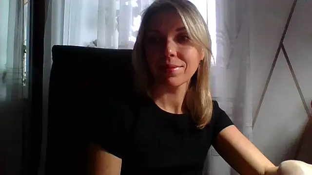 Snapshot of VelvetLove287 chatting on January 8, 2026, 8:20 am VelvetLove287 online show from January 8, 2026, 8:20 am