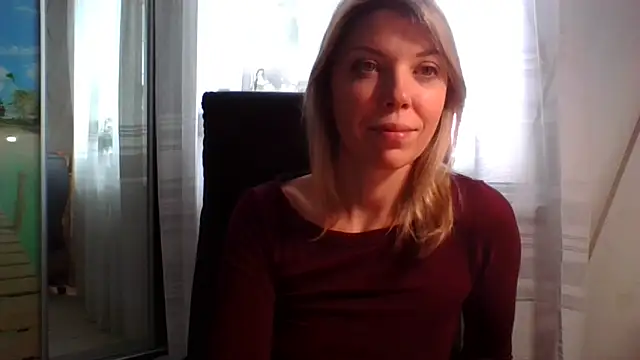 Snapshot of VelvetLove287 chatting on February 8, 2026, 10:02 am VelvetLove287 online show from February 8, 2026, 10:02 am