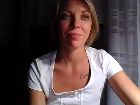 VelvetLove287 online show from September 29, 2025, 6:46 pm