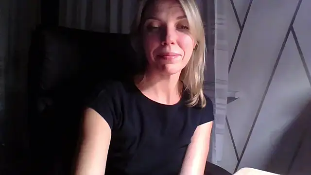 Snapshot of VelvetLove287 chatting on January 12, 2026, 4:25 pm VelvetLove287 online show from January 12, 2026, 4:25 pm