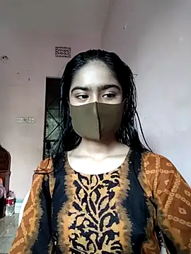 Snapshot of Arisha- chatting on November 9, 2025, 9:57 am Arisha- online show from November 9, 2025, 9:57 am