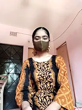 Snapshot of Arisha- chatting on October 19, 2025, 6:38 am Arisha- online show from October 19, 2025, 6:38 am