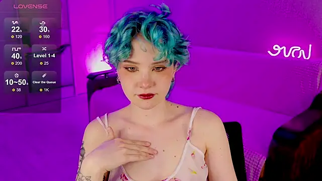 Snapshot of School_Love chatting on February 10, 2025, 1:11 pm School Love online show from February 10, 2025, 1:11 pm