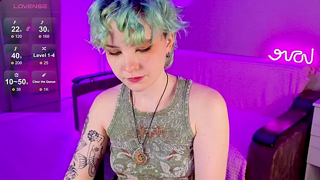 Snapshot of School_Love chatting on January 19, 2025, 4:14 pm School Love online show from January 19, 2025, 4:14 pm