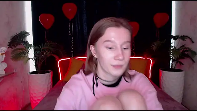 EnigmaSee online show from March 4, 2025, 4:27 am