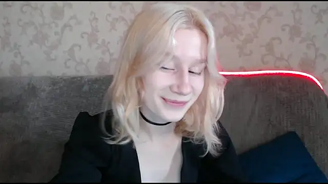 EnigmaSee online show from September 22, 2025, 2:06 am