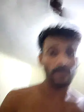 JOHN LEE DEREK online show from April 16, 2026, 6:41 pm