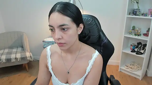  BellaEvans  online show from February 25, 2026, 5:51 am