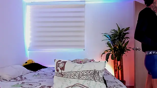 aldrinwhite online show from October 23, 2025, 4:49 pm