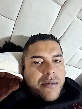 Snapshot of caballo57 chatting on November 9, 2025, 4:55 pm caballo57 online show from November 9, 2025, 4:55 pm