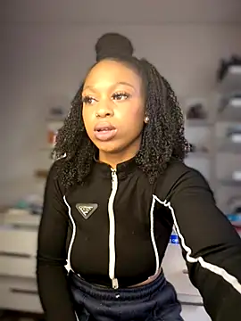 Melany Williams online show from November 9, 2025, 5:17 pm