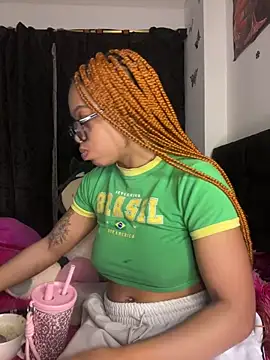 Melany Williams online show from April 13, 2026, 1:31 am