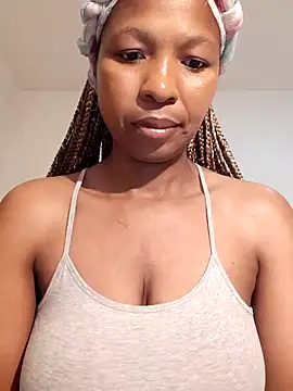 Snapshot of realsquirter chatting on February 20, 2025, 9:00 am realsquirter online show from February 20, 2025, 9:00 am