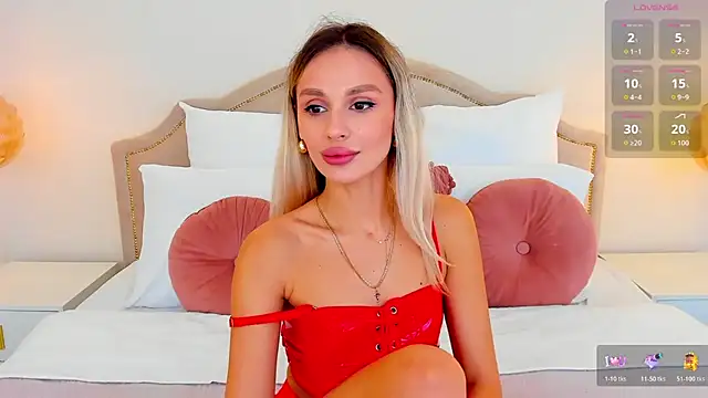 MissLoou online show from November 4, 2025, 6:17 am