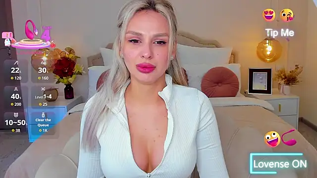 MissLoou online show from April 21, 2026, 5:03 am