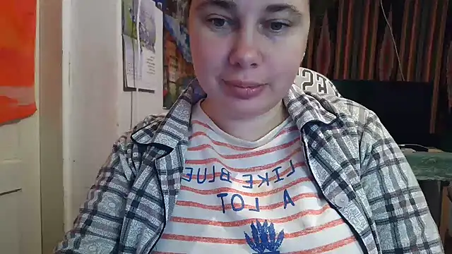 Cora Maro online show from October 25, 2025, 2:22 am