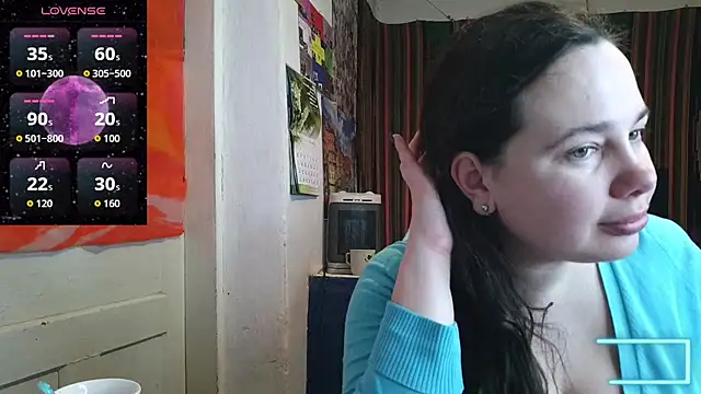 Cora Maro online show from May 16, 2026, 12:53 am