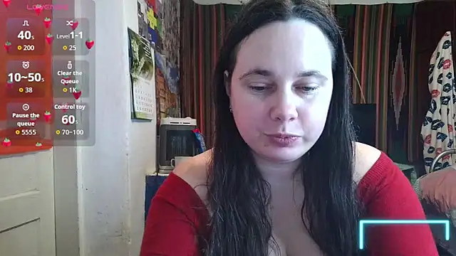 Cora Maro online show from May 27, 2026, 2:02 pm