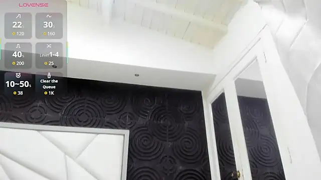 AbigailWilliams  online show from November 28, 2025, 11:10 am