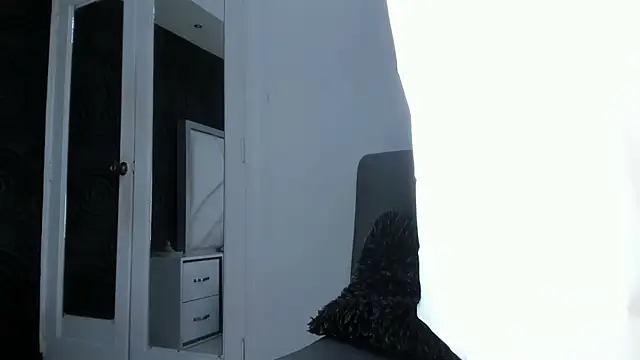 AbigailWilliams  online show from October 17, 2025, 11:12 am